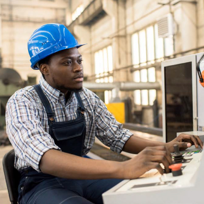 Worker with blue hardhat